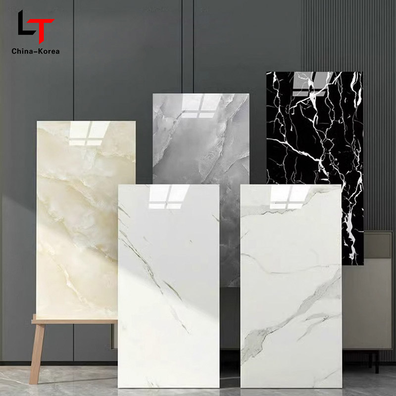 Impermeable de 1220 × 2440 mm de 3 mm PVC UV Board para la decoración del panel de pared interior con acabado de alto brillo para la decoración de diseño de la oficina de la casa